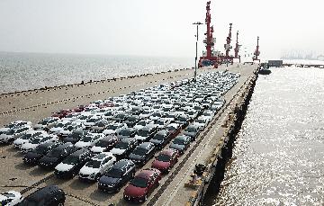 China to resume tariff hikes on U.S. auto imports from Dec. 15