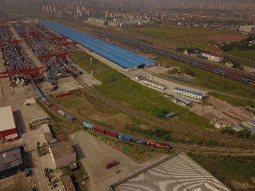 中國三部門:延續西部大開發企業所得稅政策