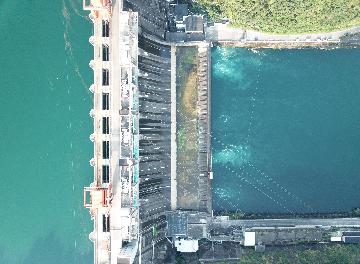 老撾南歐江梯級水電項目二期首台機組發電