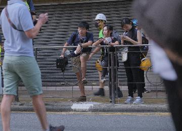 ＂反中亂港＂分子黃之鋒不獲確認香港區議會參選資格