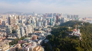 香港特區政府推出多項措施應對經濟挑戰