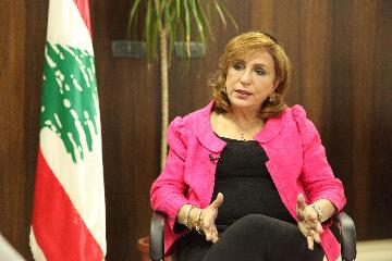 专访:希望借进博会为黎巴嫩出口打开新渠道--访黎巴嫩经贸部总司长阿利娅·阿巴斯