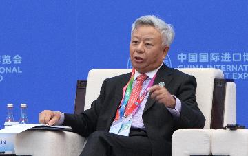 中国政府提名金立群为亚投行第二任行长中方候选人