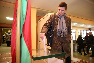 白俄罗斯顺利举行议会下院选举