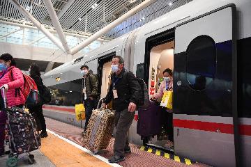 China to offer discounts on train fares of inter-city railways
