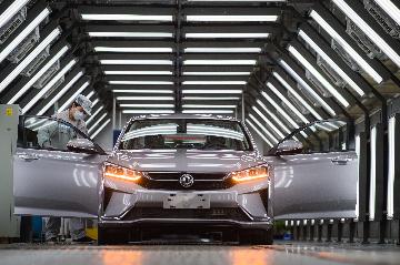Chinas auto market rebounds in April as work resumption quickens