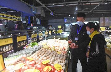 Malls, supermarkets, hotels to be fully reopened in China