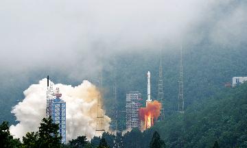 中國北斗 服務全球--寫在中國完成北斗全球衛星導航系統星座部署之際