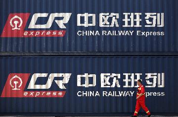 China-Europe freight trains up 36 pct in H1