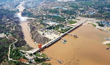 黃河發生第2號洪水 黃河蘭州段部分設施被淹