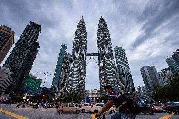 Malaysia-China joint train project sees 1st tunnel breakthrough