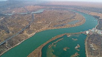 中国黄河＂几＂字湾探寻绿色高质量发展之路