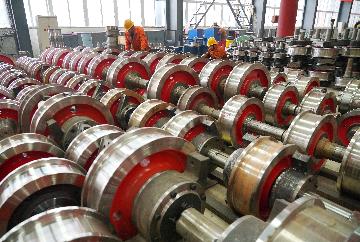 Chinas manufacturing PMI edges up to 51.9 in March