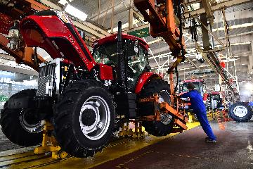 Chinas industrial output up 3.4 pct in H1