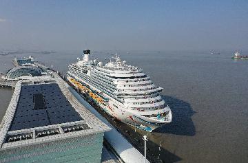 Shanghais ship exports see considerable growth in Jan.-Feb.